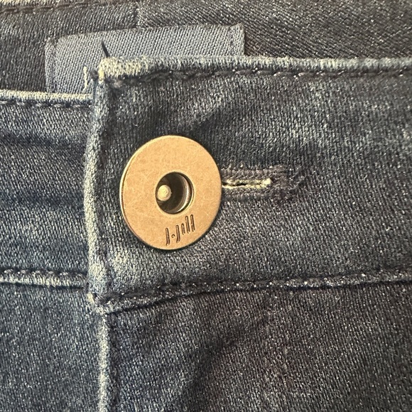 J Jill denim premium flex high rise jeans - Picture 2 of 6